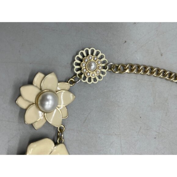 Costume jewelry necklace floral chain foe pearl ivory gold color clasp 19" READ - Picture 2 of 9